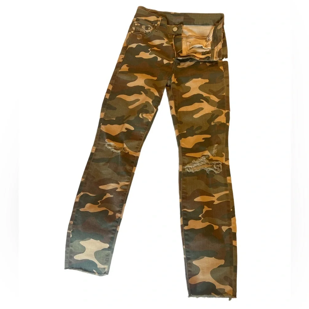 MOTHER High Waisted Looker Ankle Fray in See Me Green Camo Camouflage Size 26 - Picture 3 of 7